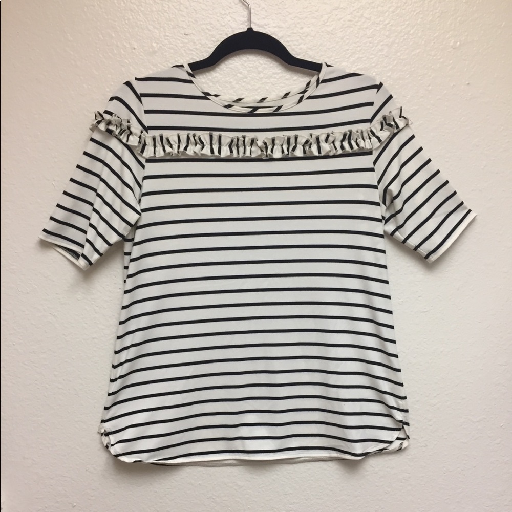 🌸SALE🌸Van Heusen Black & Cream Blouse - S/P